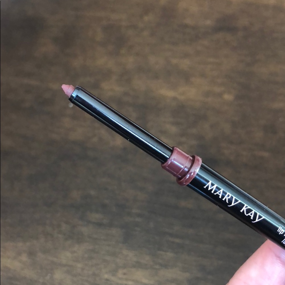 Mary Kay Lip Liner - Cappucino